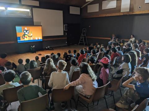 Séance de projection de courts métrages
